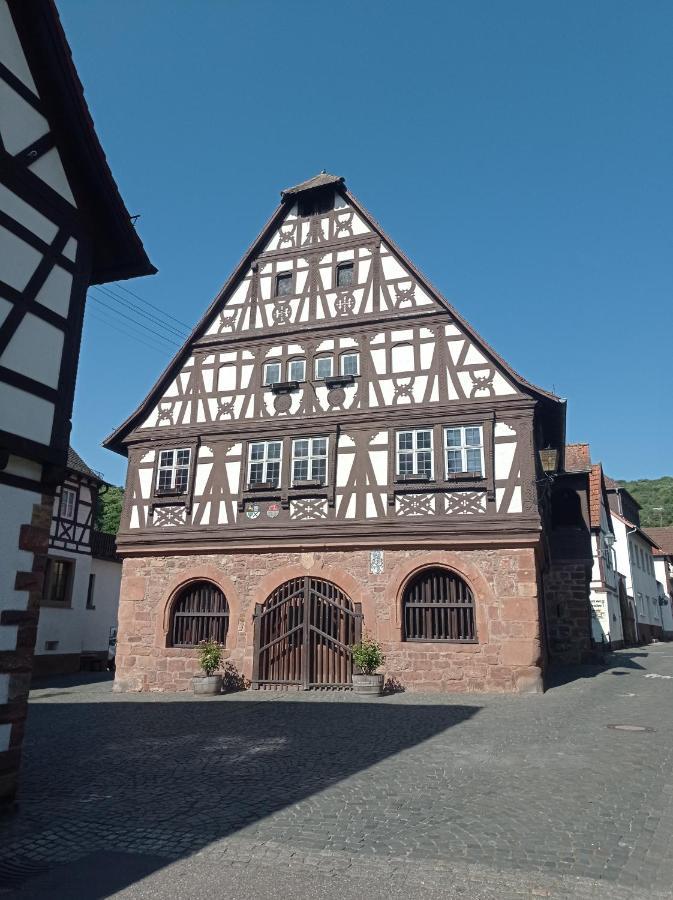 Gaestehaus Hoffmann Dörrenbach Dış mekan fotoğraf
